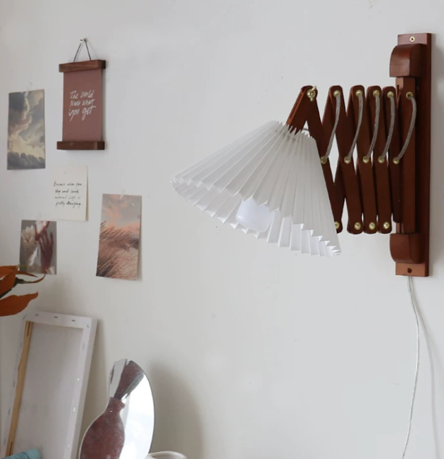 Nordic Retro Telescopic Wall Lamp – Solid Wood Reading Light for Study, Living Room & Bedroom