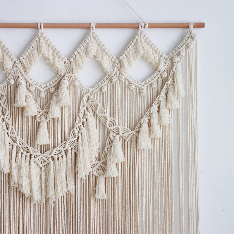 Hand-Woven Bohemian Macramé Wall Tapestry — Tufted Tassel Art